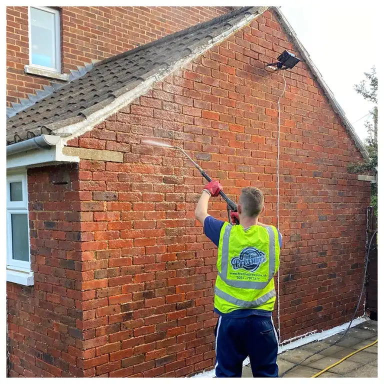 brick_paint_removal_sussex_detached_home_after.webp
